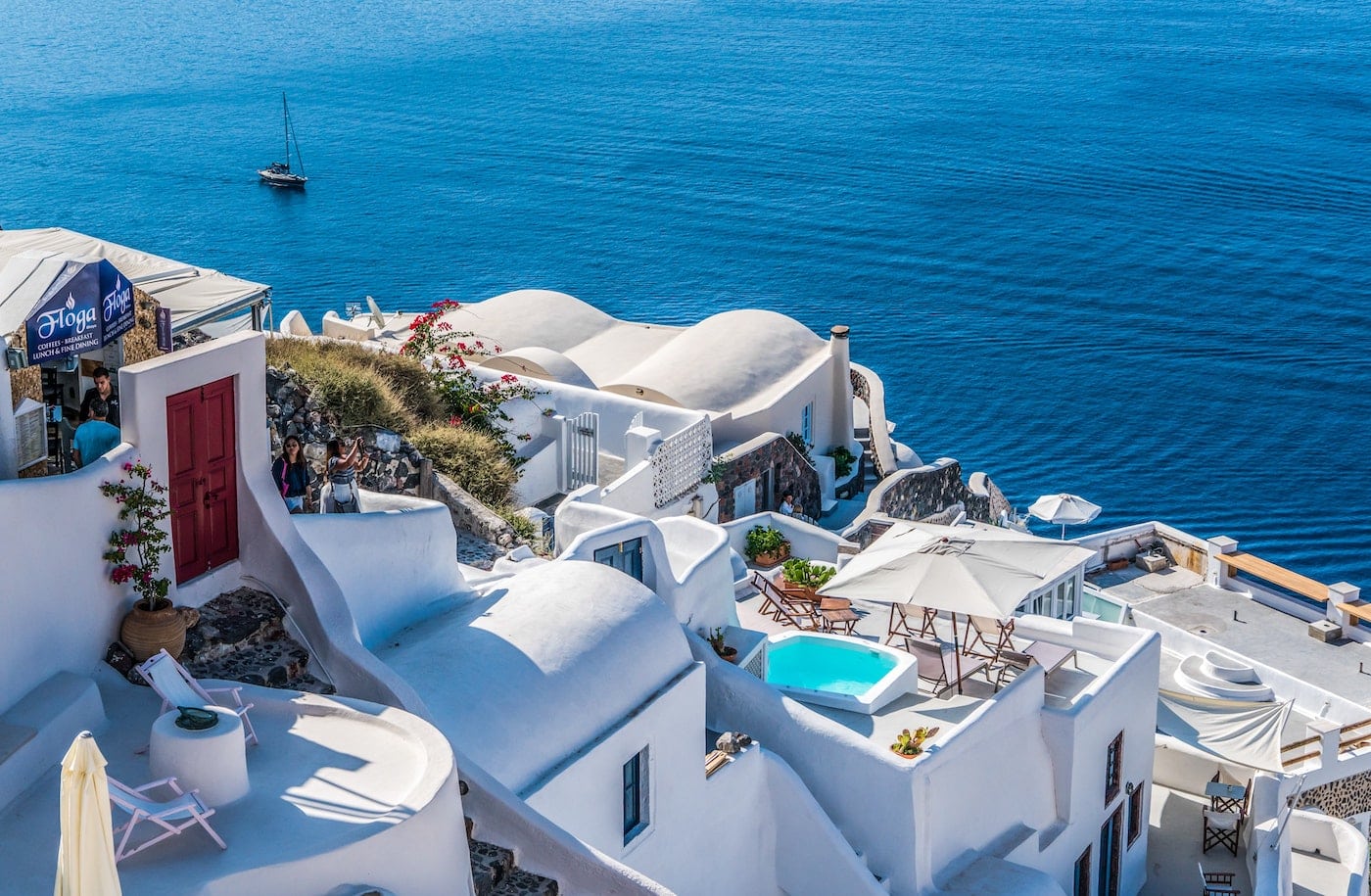 Greece Santorini Eindrücke Urlaub weiße Häuser und blaue Dächer Griechenland