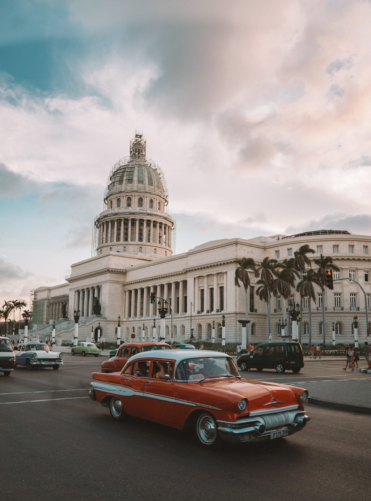 EINDRÜCKE AUTOS Oldtimer in Cuba Havana und Capitol