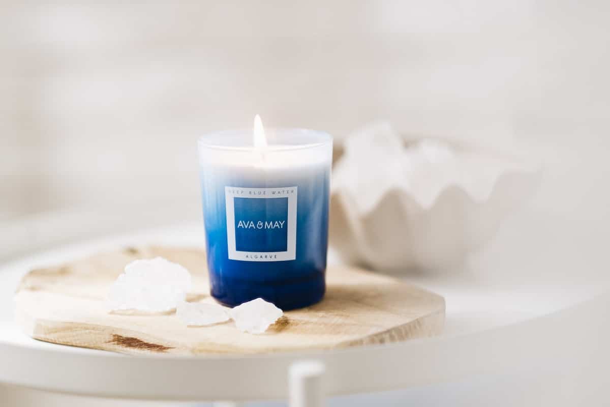 Candle Deep Blue Water Kerzen Erfahrung AVA & MAY Duftkerzen Test