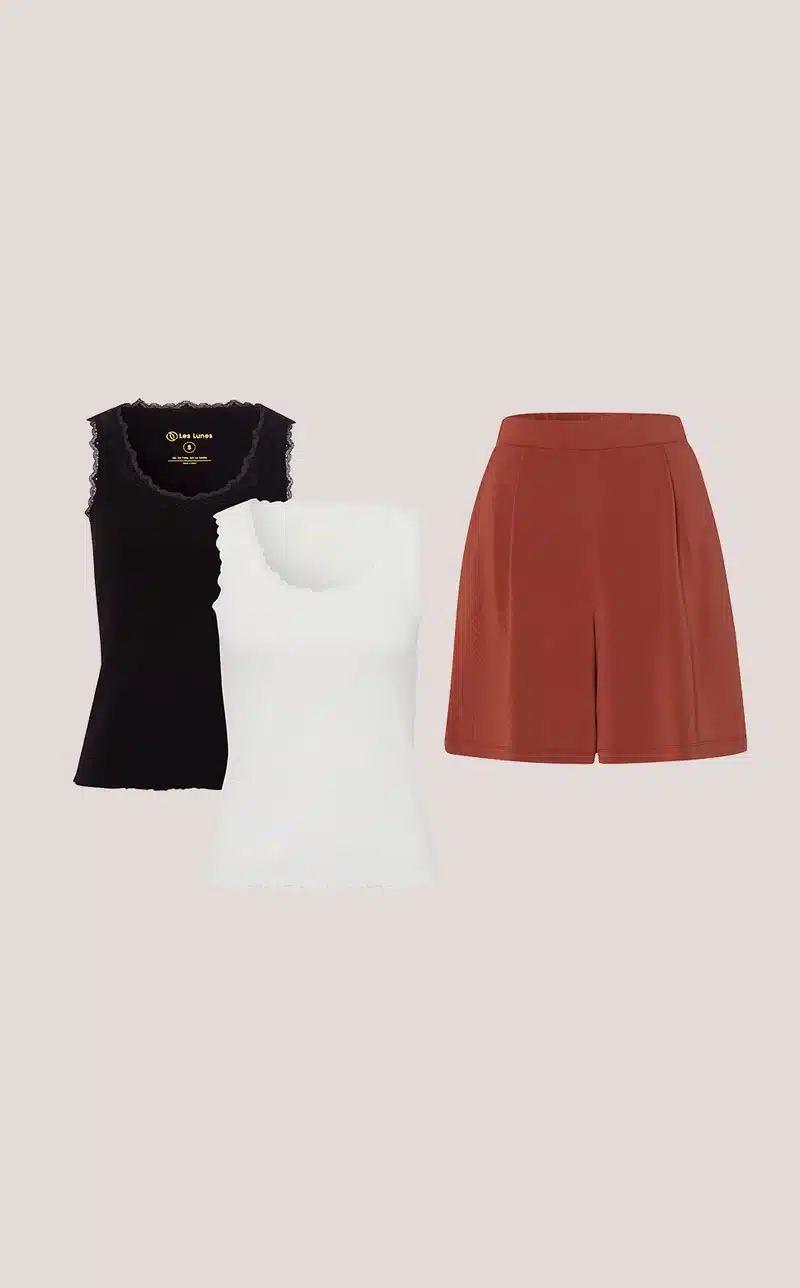 Set aus The Maala Top und der The Ninaa Shorts The Summer Glow Set mit dem The Maala Top - Kombiniert mit der The Ninaa Shorts. Perfekter Style