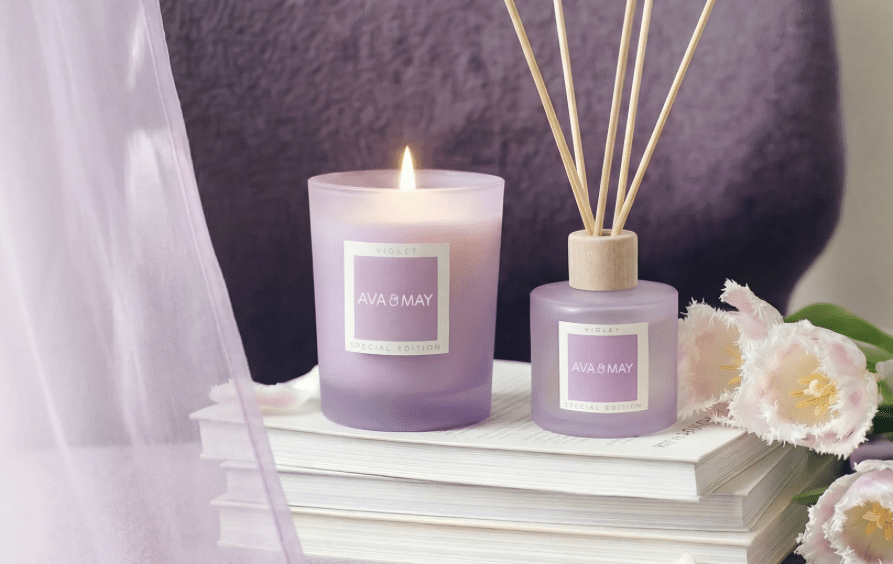 AVA & MAY XOXO Violet Duftkerze und Duftstäbchen Set – Erfahrungen 2026
